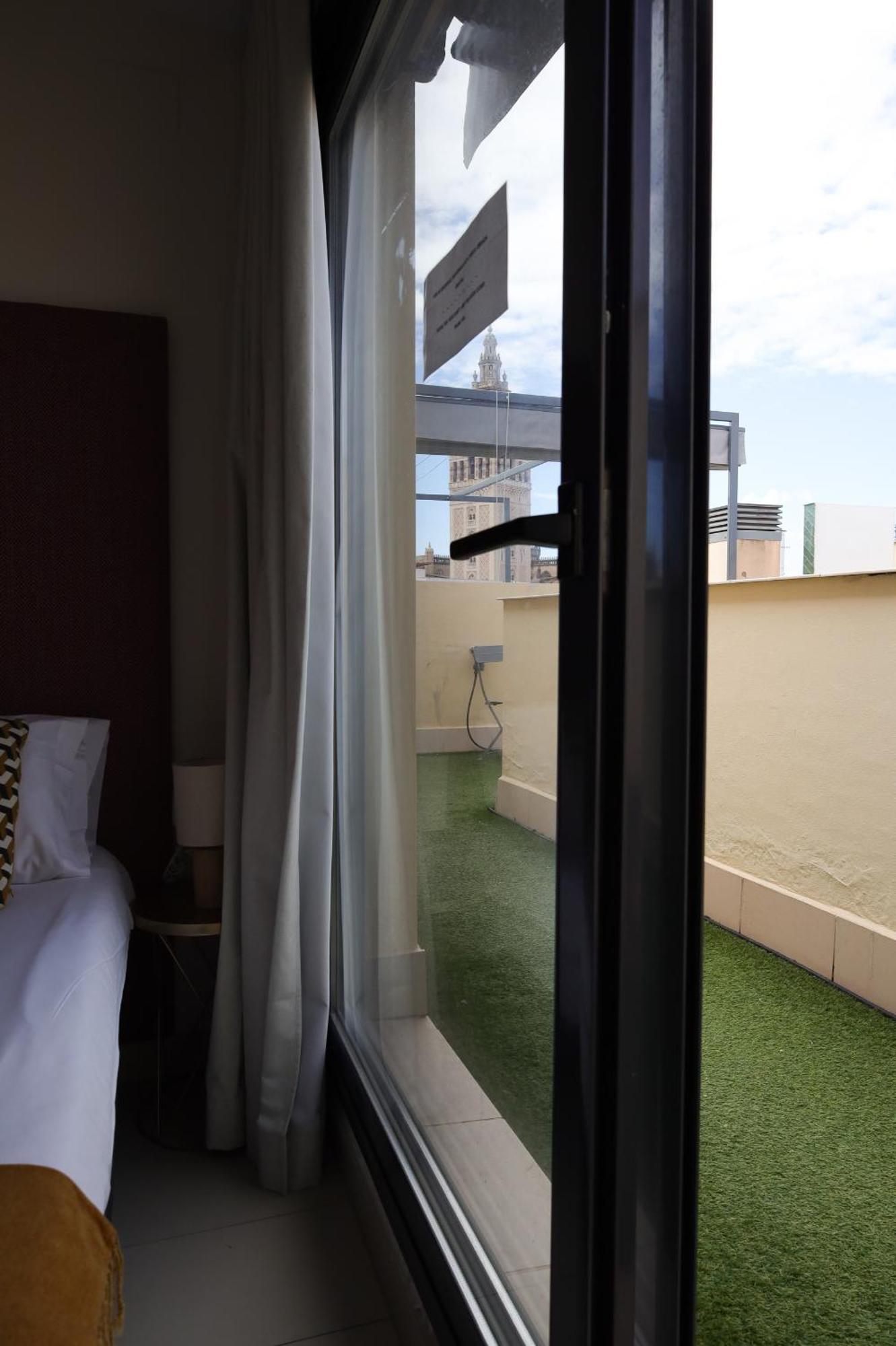 Guzman El Bueno Suites Sevilla Exterior foto